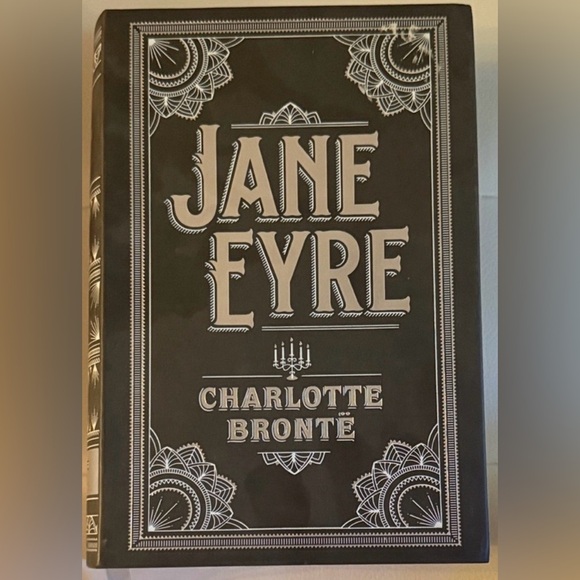 Barnes & Noble Collector’s Edition Jane Eyre Purple Cover